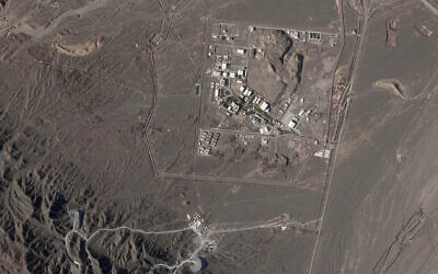 صورة فضائية تظهر موقع نطنز النووي الإيراني، في 14 أبريل 2023. (Planet Labs PBC via AP)