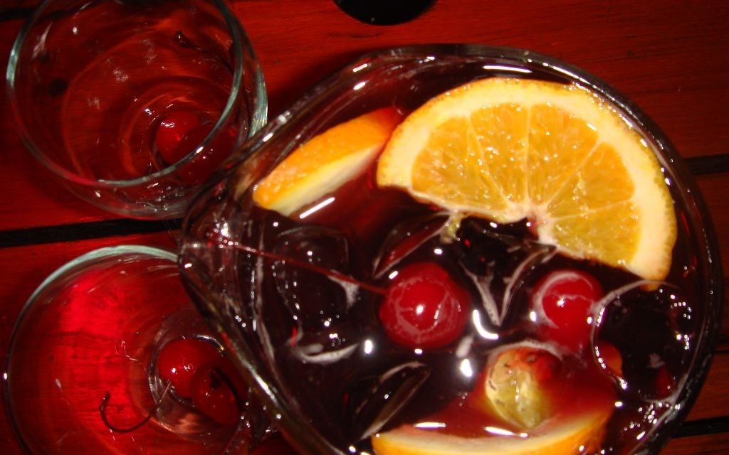 Sangria is an excellent, flexible option that a busy seder host can prepare in advance. (Photo by Angeli Laura De via Creative Commons)