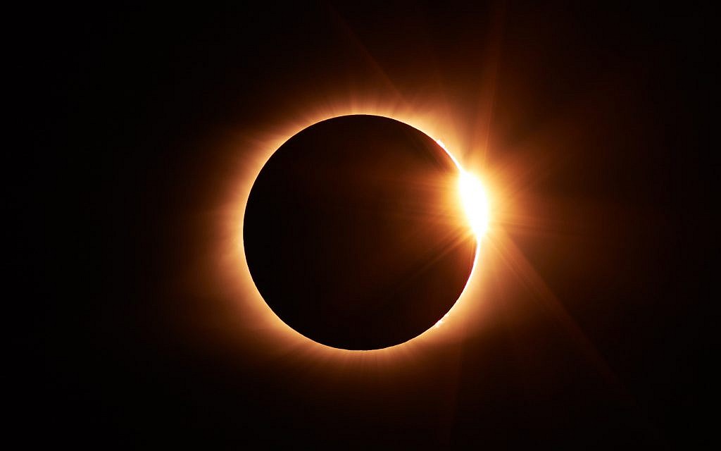 This summer, we have three eclipses. Eclipses, in particular, push us to observe ourselves and the influence of others in our lives in order to create change.