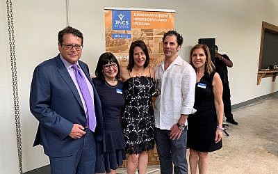 New JF&CS CEO Terri Bonoff, second from left, with her husband Matthew Knopf, far left, pose with Amy Fingerhut, event restaurant chair, her husband Kevin Blate and Robin Feldman, JF&CS vice president of resource development.