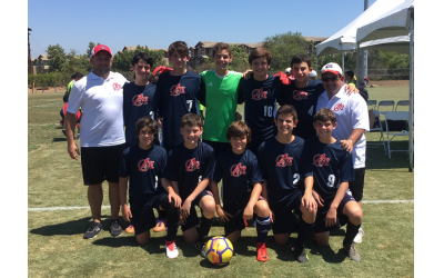 Mike Wolff (top right) with his team at last year’s Maccabi Games in Orange County, Calif.
