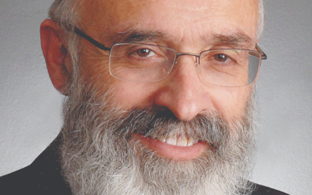 Rabbi Yossi New, who leads Congregation Beth Tefillah, offer a short thought each weekday afternoon on Zoom.