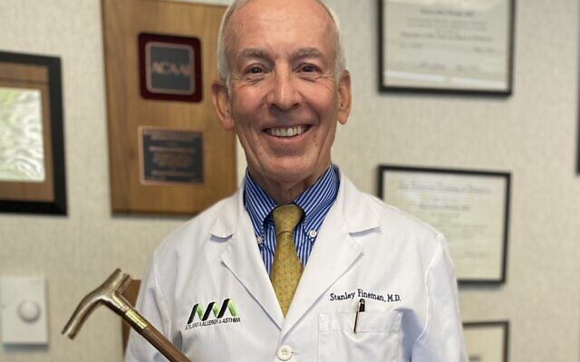 Dr. Stanley Fineman wins prestigious national medical association award.