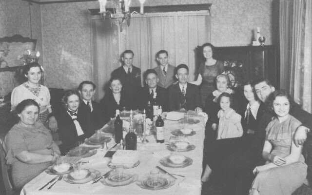 Passover seder at Joseph Schaffer home at 236 Atlanta Avenue in 1935.