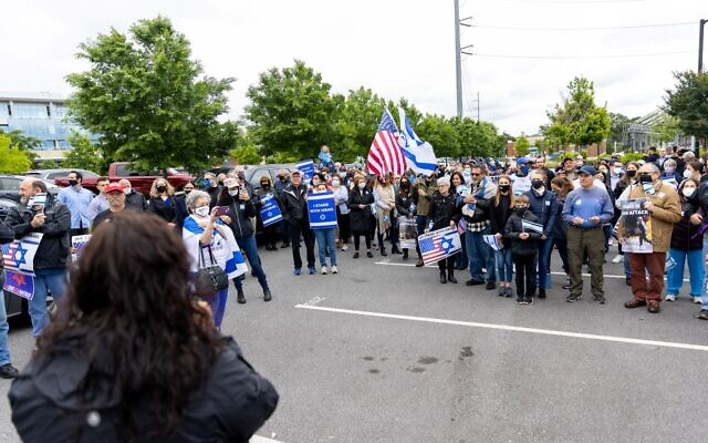 Photos by Nathan Posner for the AJT// Rally in Sandy Springs on May 12, 2021.