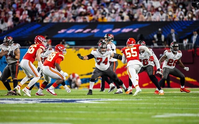 Ali Marpet may have not gotten a lot of media attention during last February’s Super Bowl, but he was instrumental in protecting Tom Brady from Kansas City’s ferocious defense. // Credit: Tampa Bay Buccaneers