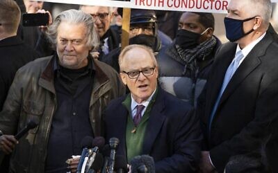Steve Bannon and his attorneys David Schoen (center) and M. Evan Corcoran (right) address the media after an appearance at a federal courthouse on contempt of Congress charges. // Photo Tom Williams / CQ-Roll Call, Inc via Getty Images