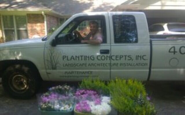 Siegel’s Planting Concepts brightens Atlanta’s lawns and yards.