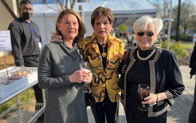 Billie Feinman, Lois Blonder and Marlene Schwartz enjoy the perfect weather.