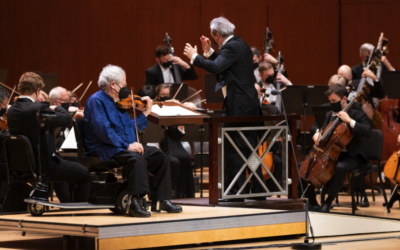 Itzhak Perlman’s appearance with the ASO came after two years of avoiding public performances because of the COVID pandemic. // Jeff Roffman/ASO