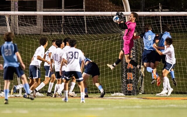 Owen Ross had emerged as one of the top high school goalies in the country and is primed to be a key contributor to the U18 boy’s soccer team at this summer’s Maccabiah Games.