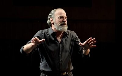 Patinkin performed to a sold-out crowd benefiting the MJCC.