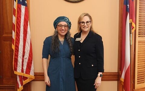 Darshanit Miriam Udel and Georgia Rep. Esther Panitch after Udel delivered the morning prayer in the Georgia House of Representatives.
