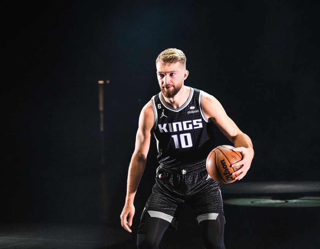 Lithuanian basketball star Sabonis is converting to Judaism - LRT
