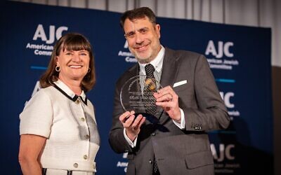 Incoming AJC president Belinda Morris spoke of her family’s long-standing relationship with Rabbi Berg as “the perfect fit” for the Temple // Photo Courtesy of Jacob Ross