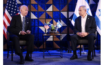 US President Joe Biden (L) meets with Israel's Prime Minister Benjamin Netanyahu in Tel Aviv on Oct. 18, 2023 // Photo Credit: Brendan Smialowski / AFP/Times of Israel