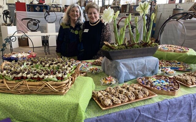 Ruth Klopper and Sherry Habif dished the food “art.”