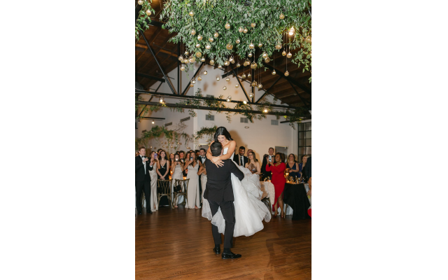 Max lifted Caroline to “I Can’t Dance,” to the delight of the crowd // All Photos by: Anna Hall Photography