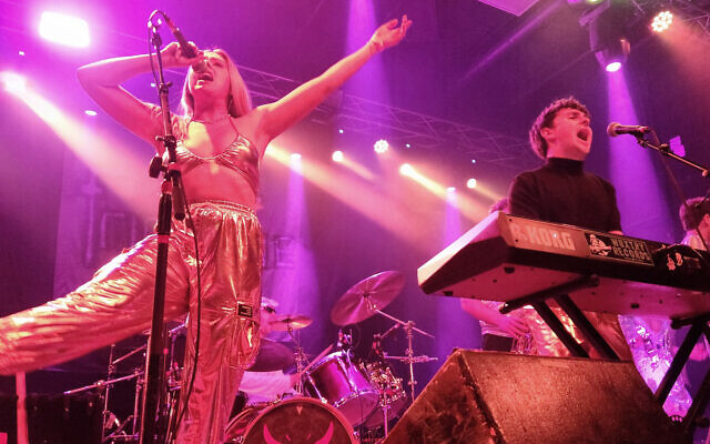 Nikki Shotz and Maxwell Mahieu perform at The Masquerade on Feb. 24 // Photo by Sasha Heller