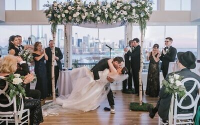 Just Married: the new Mr. and Mrs. Feinberg  //  All Photos by Offbeat Productions 