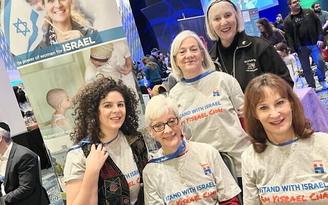Visitors stopped by to learn about Hadassah Greater Atlanta at the Hadassah table at the Atlanta Jewish Life Festival with the help of (from left) Hana Landerman, Susan Linkwald, Terry Nordin, Simone Wilker, Sandy Bailey.