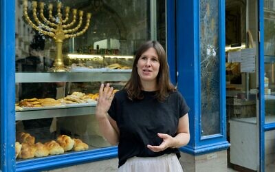Flora Goldenberg in front of Kosher bakery Murciano in Marais // All photos by Flora Goldenberg