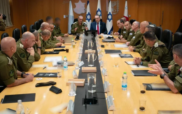 Defense Minister Israel, right, meets with IDF Chief of Staff Lt. Gen. Eyal Zamir, left, and members of the military's top brass ahead of the Israeli operation against Iran's nuclear program, June 13, 2025 // Photo Credit: Defense Ministry