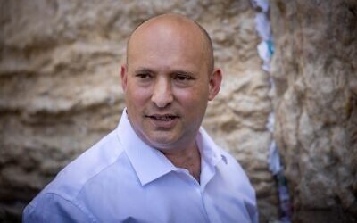 Former prime minister Naftali Bennett visits at the Western Wall in Jerusalem's Old City, May 26, 2025 // Photo Credit: Yonatan Sindel/Flash90/Times of Israel
