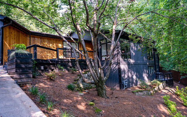 The Wolperts refashioned the exterior to have a different curb appeal.