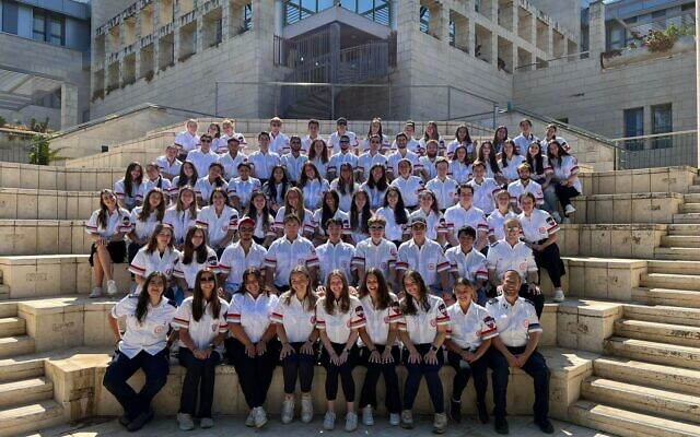 Participants in Magen David Adom’s International Volunteer Program // Photo courtesy of American Friends of Magen David Adom Participants in Magen David Adom’s International Volunteer Program // Photo courtesy of American Friends of Magen David Adom