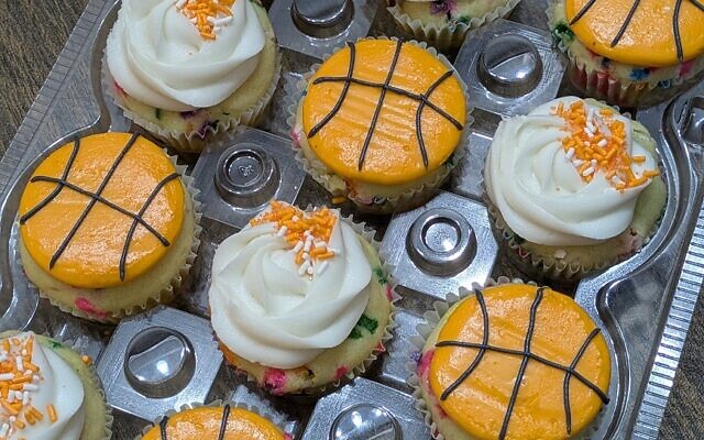 Decorated cupcakes made by Batya. Decorated cupcakes made by Batya.