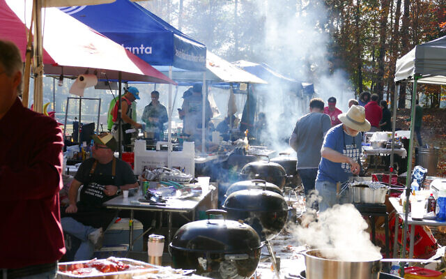 The cooking teams were hard at work preparing their samples. The cooking teams were hard at work preparing their samples.