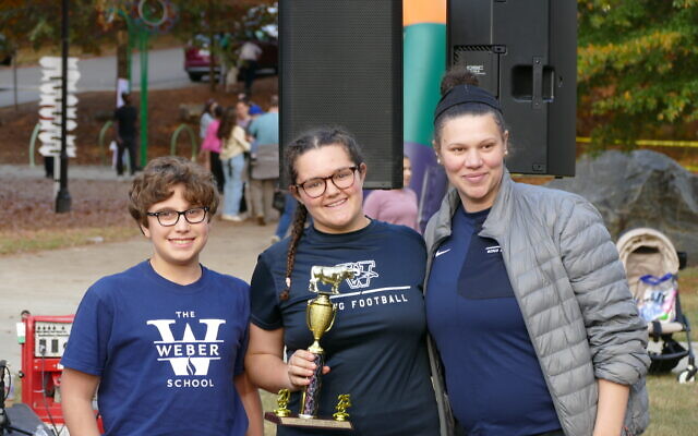 Fahrenheit 613 won second place in the Best Beef Ribs category. Fahrenheit 613 won second place in the Best Beef Ribs category.