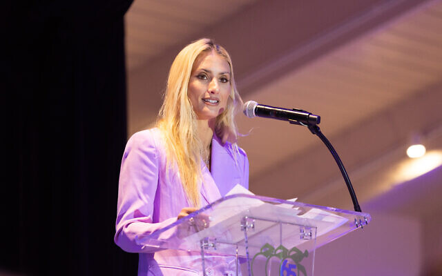 Montana Tucker spoke to the sold-out room of new and long-time supporters of the Israel ParaSport Center.