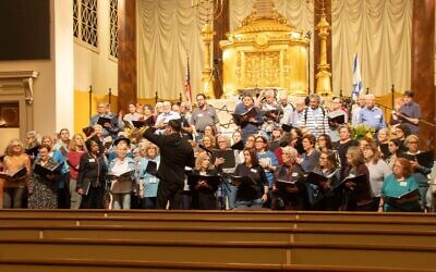 “Kristallnacht: Beyond the Broken Glass – A Concert of Healing and Light,” a multi-faith, multi-city, musical commemoration of Kristallnacht, was held on Nov. 9 at The Temple // Photo Credit: Larry Burrows
