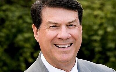 Incumbent Sandy Springs Mayor Rusty Paul received 69.27 percent of the votes.