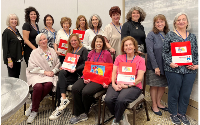 Hadassah members of the Southeastern Region celebrate all of Hadassah’s accomplishments.