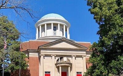 The Temple was one of nine organizations to receive a grant from The Jewish Solar Challenge.