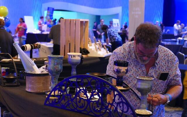 Artisans were on hand to sell their creations. Artisans were on hand to sell their creations.