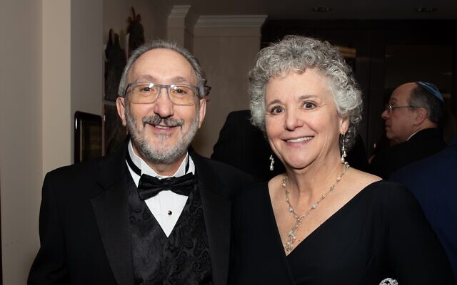 Rabbi Mark Zimmerman and Linda Zimmerman were gracious guests of honor // All photos by Tai Shlomi Rabbi Mark Zimmerman and Linda Zimmerman were gracious guests of honor // All photos by Tai Shlomi