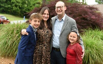 Rabbi Daniel Dorsch’s family, Amy, Zev, and Haley shared the kudos // All photos by David Craig
