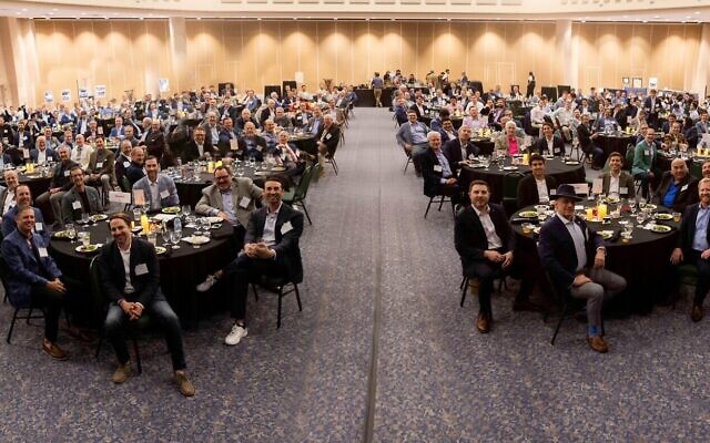 More than 350 alumni and undergraduates attended the banquet // All photos by Dillon Meyer
