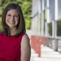 Rabbi Lauren Henderson