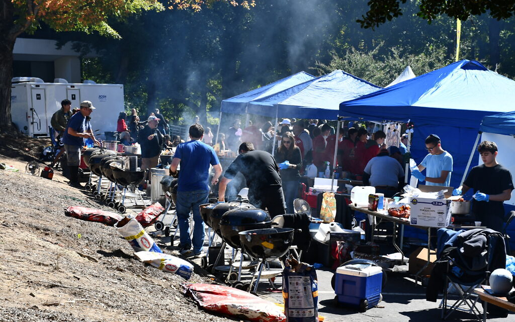 Several teams are pictured cooking their contest entries.