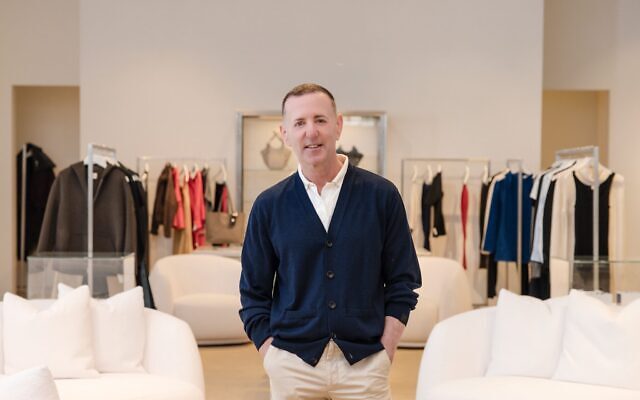 Jeffrey Kalinsky thinks women should shine through their clothing.
