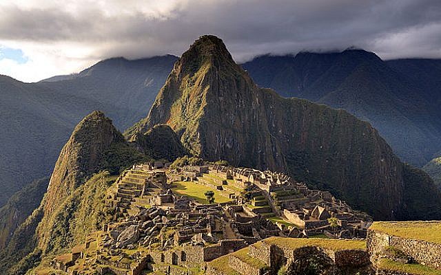 Machu Picchu. (CC-BY-SA Martin St-Amant, Wikimedia Commons)