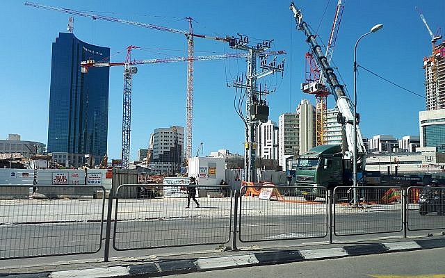 Hasan Arafe qrt. in Tel Aviv. Israel is awash with cranes busily building new ventures, and its future. (Credit: Wikimedia Commons - via Jewish News)