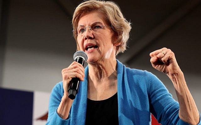 Elizabeth Warren speaks at a campaign rally on the campus of Coe College in Cedar Rapids, Iowa, February 1, 2020. (Chip Somodevilla/Getty Images)