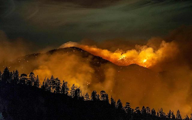 The Bobcat Fire continues to burn through the Angeles National Forest in Los Angeles County, north of Azusa, Calif., Sept. 17, 2020. (Kyle Grillot/AFP via Getty Images)