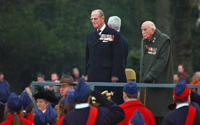 JLGB Members and Volunteers Salute Prince Philip, Duke of Edinburgh, on Horse Guards Parade at the AJEX Parade 2004, with former AJEX and JLGB President Edmund de Rothschild  (John Rifkin)